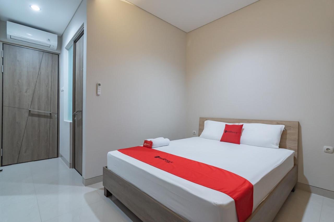Reddoorz Plus @ Cirebon City Center Eksteriør billede
